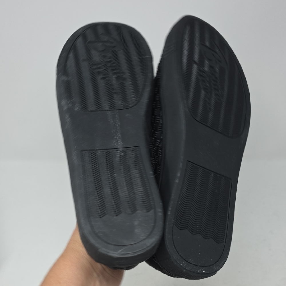 bernie mev. Vee Chaha Black Woven Flats - Picture 6 of 7